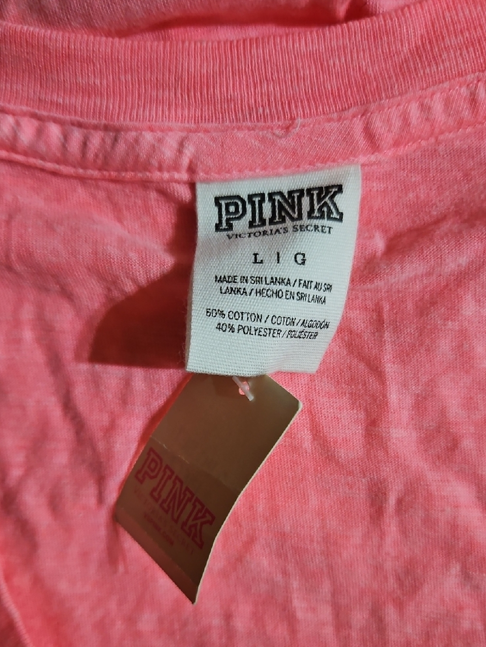 PINK Victoria's Secret Pink V-Neck 'LOVE PINK' Graphic Tee - Picture 3 of 3